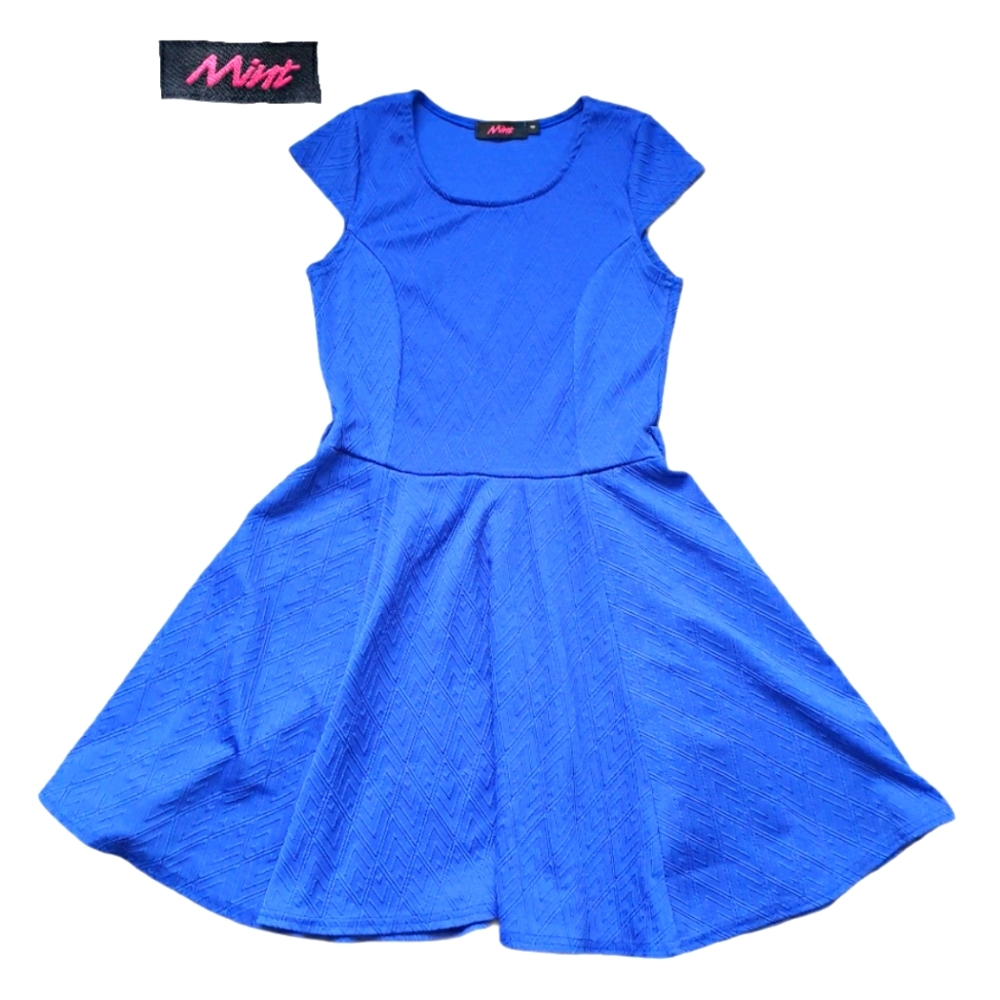 Mint Dress, Size 8, Blue